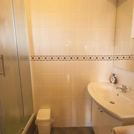 8253e Apartmán